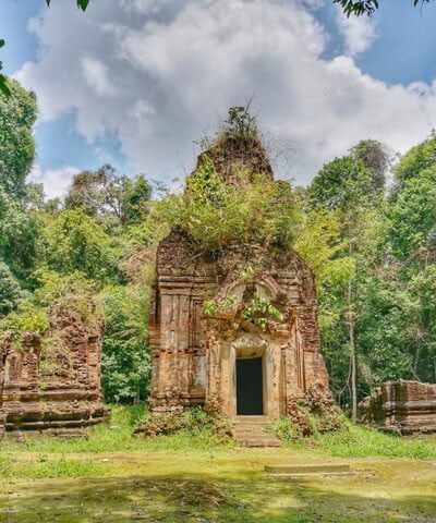 FCS4B: HOLY MOUNTAIN KULEN 1,000 LINGAS RIVER TOUR 4D3N